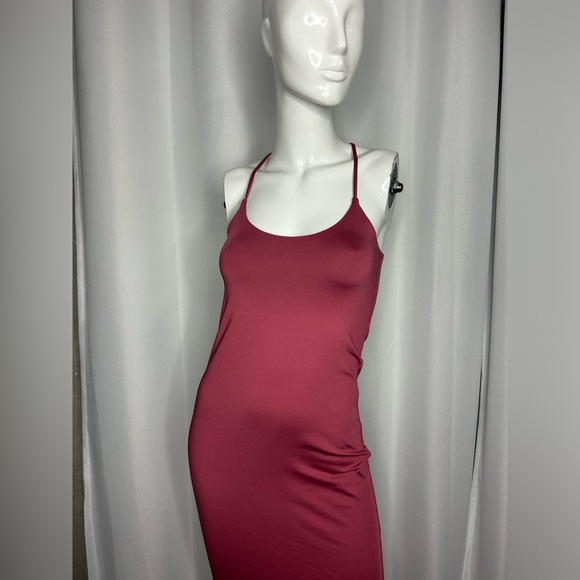 NWOT Streetwear Society CONTURE SHAPING MAXI DRESS - Picture 2 of 7